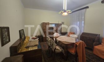 Apartament de vanzare B-dul Victoriei 75mp 2 camere decomandate