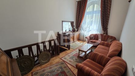 Apartament de vanzare cu 2 camere pretabil regim hotelier Piata Mare