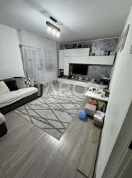 Apartament de vanzare cu 3 camere decomandat in Marasti Cluj