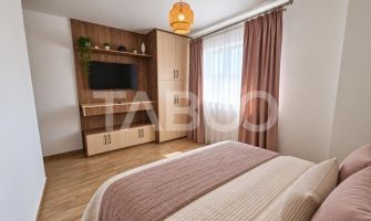 Apartament de vanzare cu 3 camere si balcon Kogalniceanu