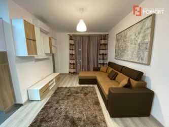 Apartament de vanzare cu 3 camere  - V1076