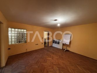 Apartament  de vanzare cu 4 camere 110 mp  zona Orasul de Jos