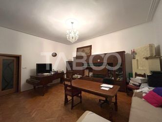 Apartament de vanzare cu garaj terasa 55 mpu zona Central Sibiu