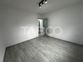 Apartament de vanzare decomandat 2 camere etaj 1 Vasile Aaron