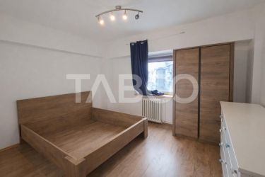 Apartament de vanzare decomandat cu 3 camere balcon etaj 2 in Turnisor