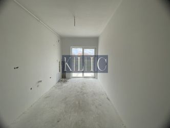 Apartament de vanzare la cheie 3 camere 71 mp terasa 47mp Selimbar