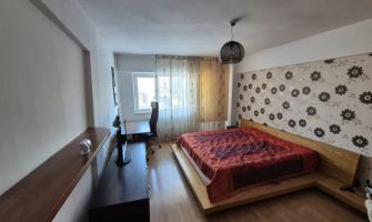 Apartament de vanzare, o camera Semidecomandat  Centru Civic 