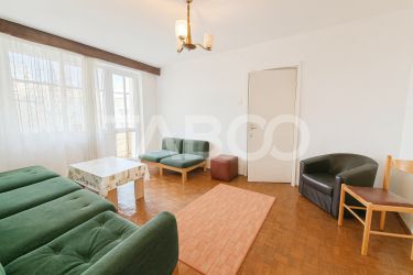 Apartament de vanzare zona Dioda cu 3 camere si balcon