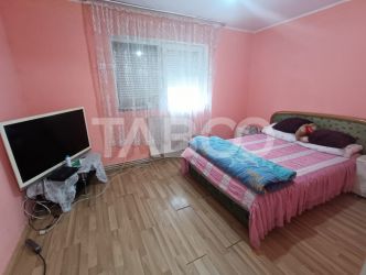 Apartament decomandat 2 camere 49 mp utili balcon Kogalniceanu Sebes