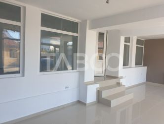 Apartament decomandat 3 camere 120 mpu pivnita curte Pianu de Jos Alba