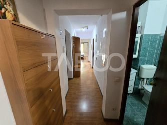Apartament decomandat 3 camere 2 bai 66 mp parcare boxa Terezian Sibiu