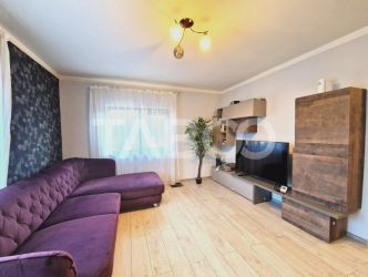 Apartament decomandat 3 camere 66 mp si loc de parcare Cisnadie 