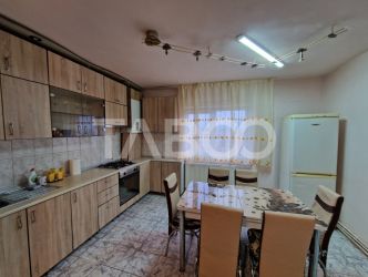 Apartament decomandat 3 camere 74 mpu 2 balcoane lift Terezian Sibiu