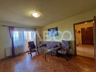 Apartament decomandat 76 mp 3 camere 2 bai utili bloc cu lift Terezian