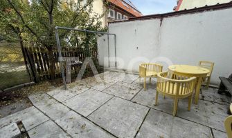 Apartament decomandat 93 utili curte proprie pivnita Sub Arini Sibiu