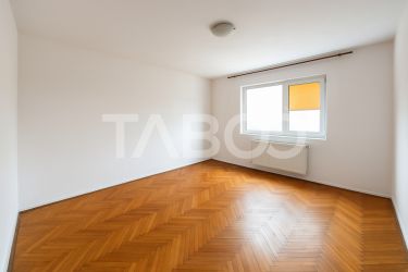 Apartament decomandat de vanzare 2 camere 50 mpu etaj 2 pivnita Sibiu