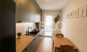 Apartament decomandat de vanzare 2 camere etaj 1 lift balcon bloc nou