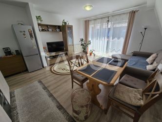Apartament decomandat de vanzare mobilat 65 utili balcon parcare Sibiu