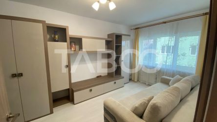 Apartament decomandat mobilat utilat 3 camere 56 mpu balcon 3 mp