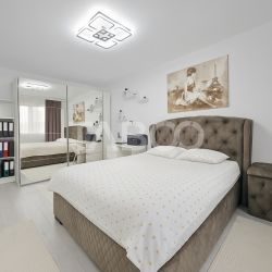 Apartament decomandat renovat de vanzare 2 camere video disponibil