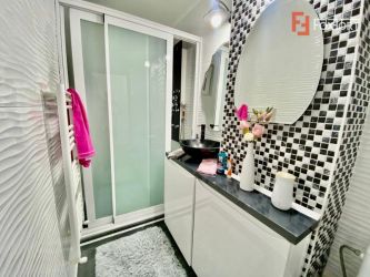 Apartament deosebit 4 camere, Zona Sagului