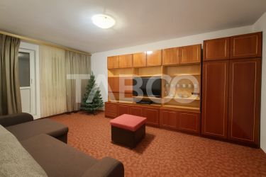 Apartament etaj 1 de vanzare 3 camere 2 bai balcon pivnita Cisnadie