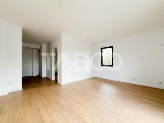 Apartament finisat 2 camere de vanzare bloc nou cartier Intre Lacuri