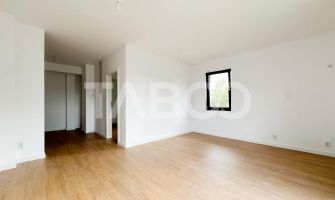 Apartament finisat 2 camere de vanzare bloc nou cartier Intre Lacuri