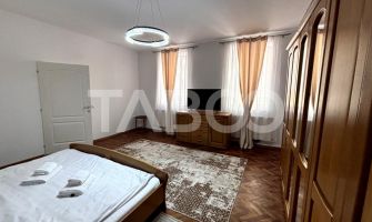 Apartament la casa 105 mpu cu pivnita si loc de parcare zona Centrala