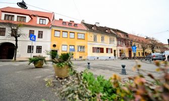 Apartament la casa 4 camere 2 bai de inchiriat Sibiu Centrul Istoric