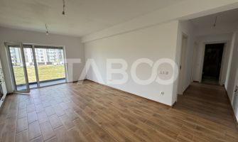 Apartament la etajul 2 cu 3 camere balcon loc parcare Doamna Stanca