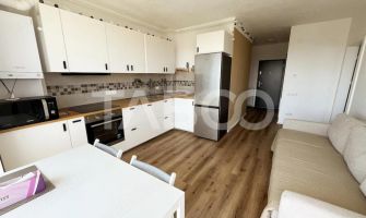 Apartament la prima inchiriere 2 camere balcon parcare si lift Sibiu