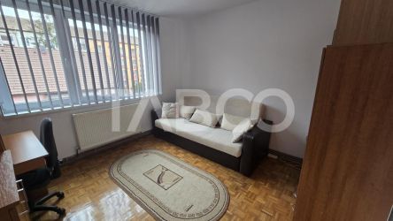 Apartament mobilat utilat 2 camere 55 mpu balcon zona Mihai Viteazul