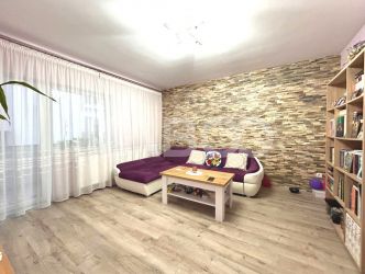 Apartament modern 3 camere decomandat 70 mpu 2 bai 2 balcoane in Sibiu