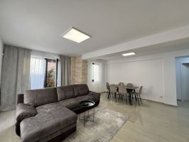 Apartament nou de inchiriat, 3 camere Decomandat  Galata 