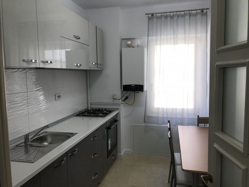Apartament nou de vanzare, 2 camere Decomandat  Copou -4