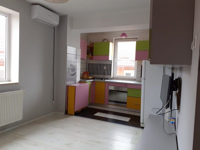 Apartament nou de vanzare, 2 camere Semidecomandat  Tatarasi -4