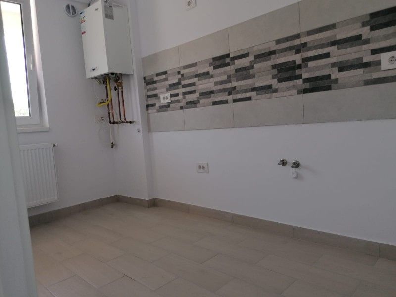 Apartament nou de vanzare, 3 camere Decomandat  Popas Pacurari -13