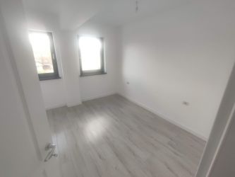 Apartament nou de vanzare, 3 camere Decomandat  Valea Adanca 