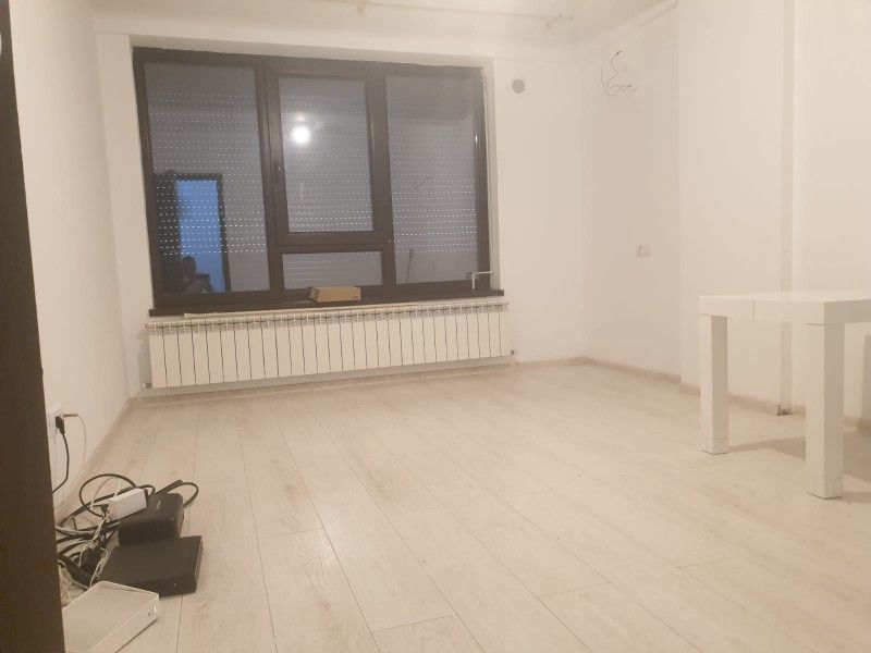 Apartament nou de vanzare, o camera Decomandat  Pacurari -9