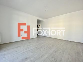 Apartament o camera, centrala proprie si loc de parcare, GIROC- ID V55