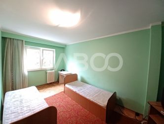 Apartament pentru muncitori 4 camere si 2 balcoane Mihai Viteazul