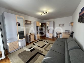 Apartament renovat decomandat cu 2 camere 51 mpu 2 balcoane Sibiu