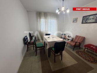 Apartament semidecomandat 4 camere 2 bai etaj 4 zona 1 Decembrie 1918