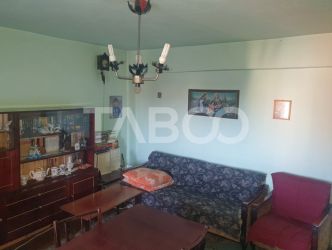 Apartament spatios 3 camere 64 mp utili mobilat utilat balcon Sebes