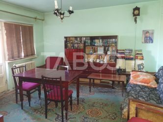 Apartament spatios 3 camere 64 mp utili mobilat utilat balcon Sebes
