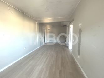 Apartament spatios 4 camere 2 bai 2 balcone si parcare  zona Turnisor