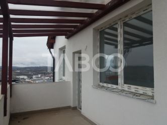 Apartament spatios bloc nou 3 camere  96 mp zona linistita in Cisnadie