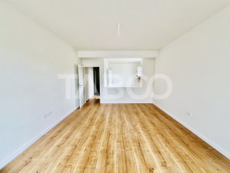 Apartament spatios cu 2 camere balcon si incalzire in pardosea