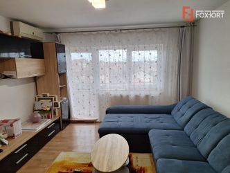 Apartament spatios cu 4 camere, 2 locuri de parcare – zona Iulius Ma